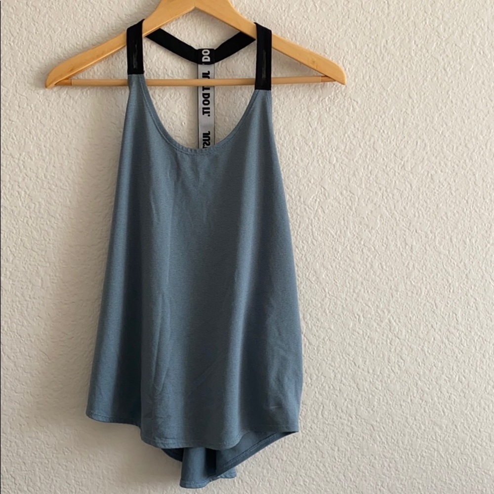 Nike Workout Tank Top size M